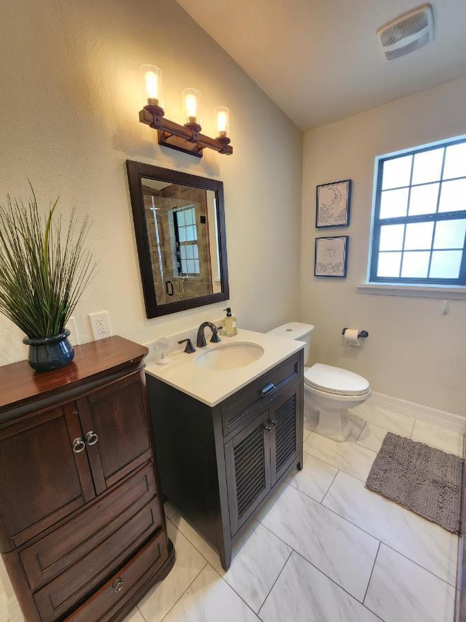 The Villa Orlando@College Park. Sleeps16 エクステリア 写真