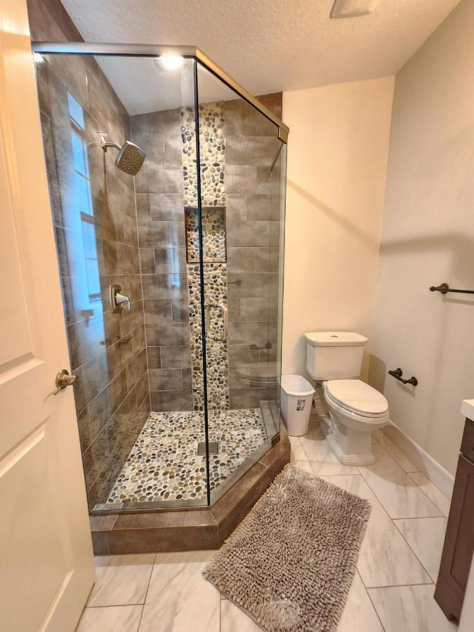 The Villa Orlando@College Park. Sleeps16 エクステリア 写真