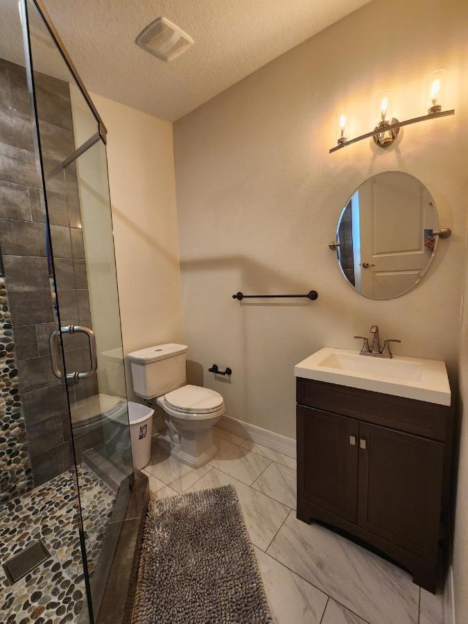 The Villa Orlando@College Park. Sleeps16 エクステリア 写真