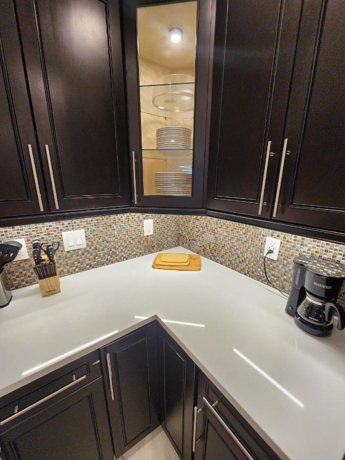The Villa Orlando@College Park. Sleeps16 エクステリア 写真